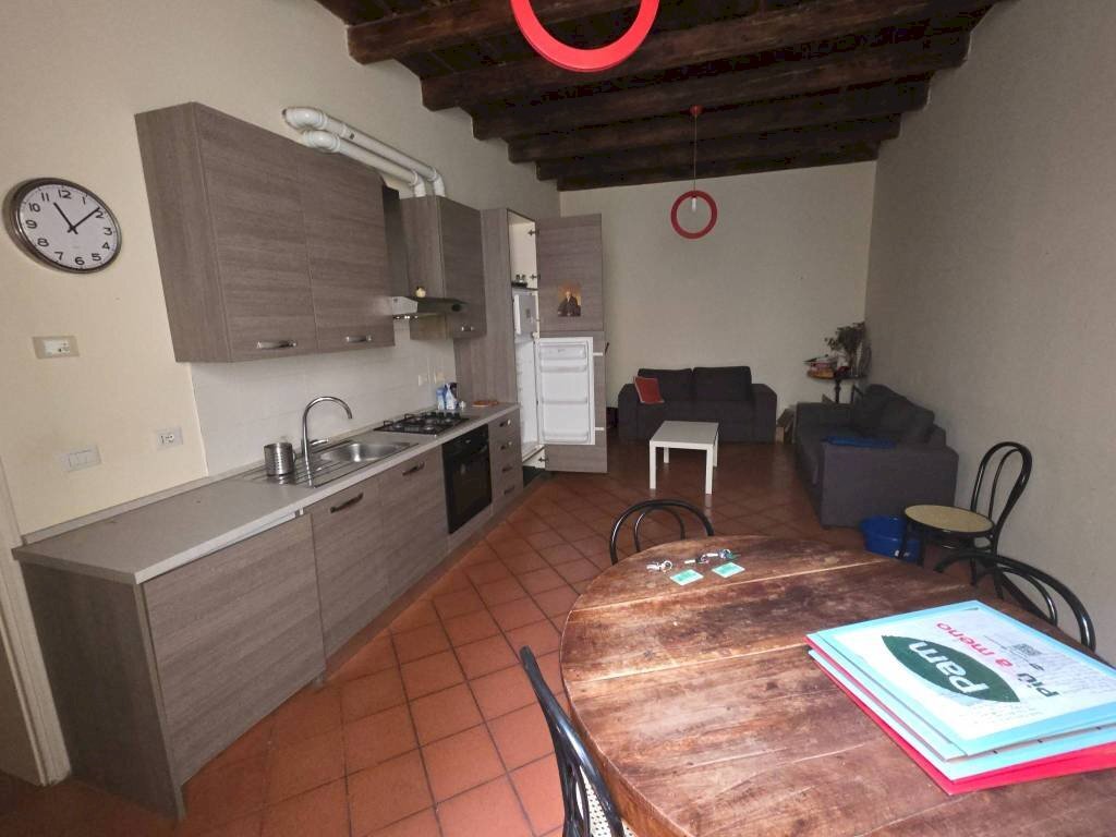 Cucina - Quadrilocale via Santo Stefano, 19, Bologna (zona Centro Storico) - foto 1
