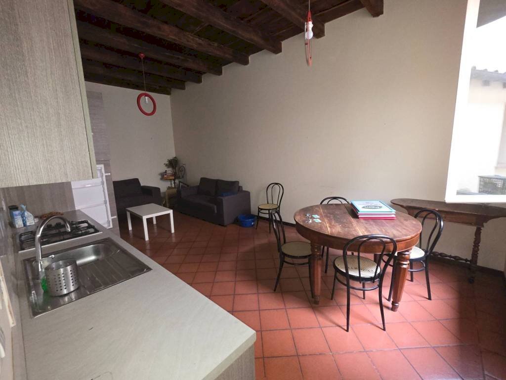 Cucina - Quadrilocale via Santo Stefano, 19, Bologna (zona Centro Storico) - foto 3