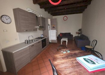 Cucina - Quadrilocale via Santo Stefano, 19, Bologna (zona Centro Storico) - foto 1