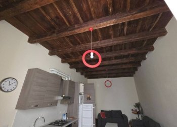 Cucina - Quadrilocale via Santo Stefano, 19, Bologna (zona Centro Storico) - foto 2