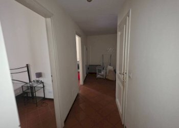 Corridoio - Quadrilocale via Santo Stefano, 19, Bologna (zona Centro Storico) - foto 8