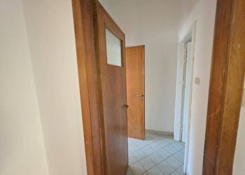 Disimpegno - Quadrilocale piazza dell'Otto Agosto, Bologna (zona Irnerio) - foto 26