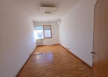 Ufficio - Appartamento piazza dell'Otto Agosto, Bologna (zona Irnerio) - foto 22