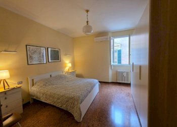 Camera da letto - Trilocale via Goito, Bologna (zona Centro Storico) - foto 18