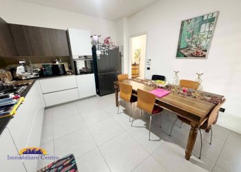 Cucina - Villa a Schiera via Gaetano Bellotti, 5, Villafranca di Verona - foto 7