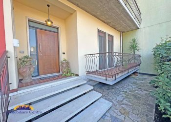 Balcone - Villa a Schiera piazza 4 Novembre, 12, Povegliano Veronese - foto 4