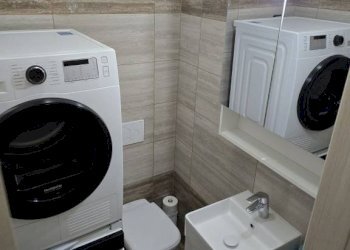 Bagno - Villa via Brioni, 5, Varese (neighborhood San Fermo) - photo 3