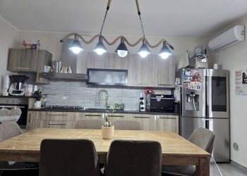 Cucina - Villa via Brioni, 5, Varese (neighborhood San Fermo) - photo 5