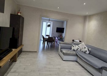 Salone - Villa via Brioni, 5, Varese (neighborhood San Fermo) - photo 11