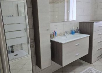 Bagno - Villa via Brioni, 5, Varese (zona San Fermo) - foto 14