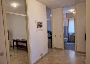 Ingresso - Office via Speri della Chiesa Jemoli, 10, Varese - photo 12