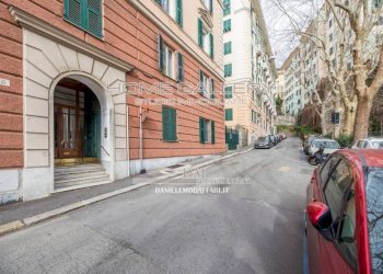 Zona - Quadrilocale via Oberto Cancelliere, 8, Genova (zona Castelletto) - foto 29