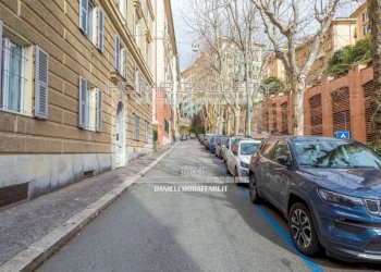 Zona - Quadrilocale via Oberto Cancelliere, 8, Genova (zona Castelletto) - foto 30