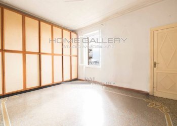 Camera da letto - Appartamento corso Monte Grappa, Genova (zona San Fruttuoso) - foto 9