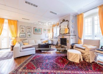 Salone - Villa via Bolzano, frazione Quinto Al Mare, Genova - foto 2