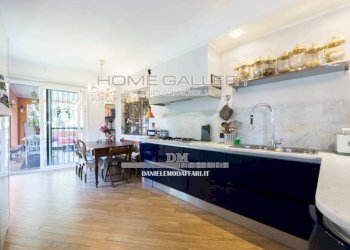 Cucina - Villa via Bolzano, frazione Quinto Al Mare, Genova - foto 6