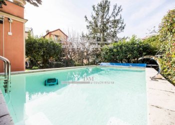 Piscina - Villa via Bolzano, frazione Quinto Al Mare, Genova - foto 37