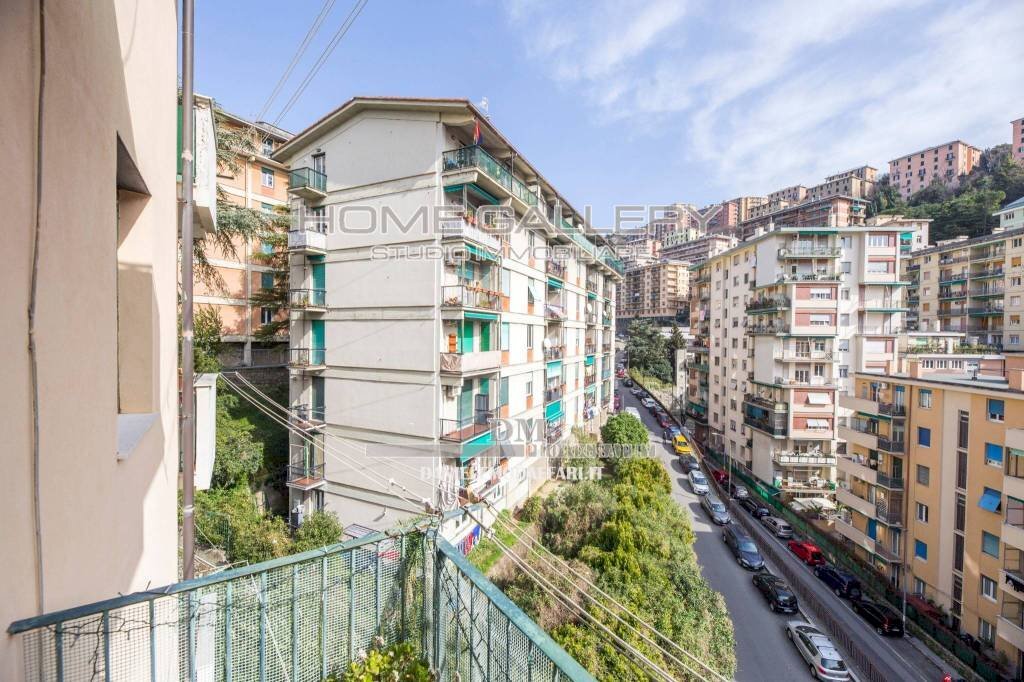 Vista - Trilocale via Vesuvio, Genova (zona Oregina) - foto 1