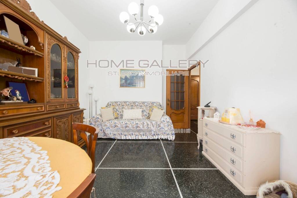 Soggiorno - Trilocale via Vesuvio, Genova (zona Oregina) - foto 3
