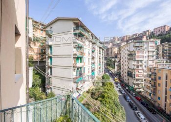 Vista - Trilocale via Vesuvio, Genova (zona Oregina) - foto 1