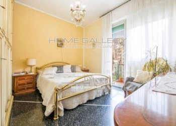 Camera da letto - Trilocale via Vesuvio, Genova (zona Oregina) - foto 6