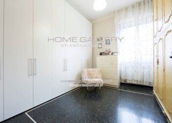 Camera da letto - Trilocale via Vesuvio, Genova (zona Oregina) - foto 9