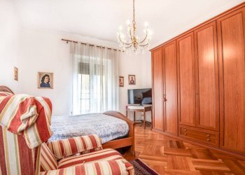 Camera da letto - Appartamento viale Nazario Sauro, Genova (zona Albaro) - foto 17