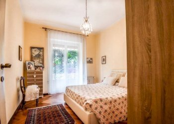 Camera da letto - Appartamento viale Nazario Sauro, Genova (zona Albaro) - foto 18