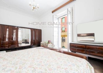 Camera da letto - Appartamento via Antonio Crocco, Genova (zona Castelletto) - foto 25