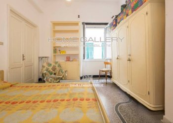 Camera da letto - Appartamento via Antonio Crocco, Genova (zona Castelletto) - foto 33