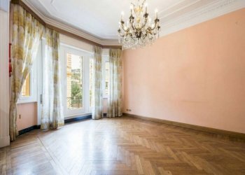 Camera da letto - Appartamento via Antonio Crocco, Genova (zona Castelletto) - foto 7