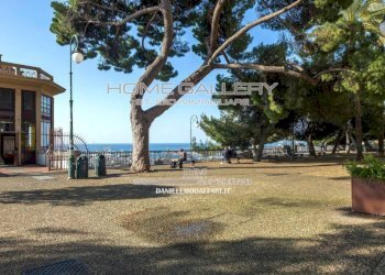 Zona - Apartment Spianata di Castelletto, Genova (neighborhood Castelletto) - photo 1