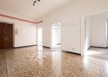 Soggiorno - Appartamento Spianata di Castelletto, Genova (zona Castelletto) - foto 4