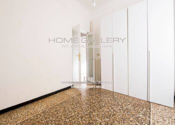 Camera da letto - Appartamento Spianata di Castelletto, Genova (zona Castelletto) - foto 9