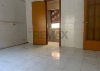 Stanza vuota - Trilocale via marzabotto
 
68, Ragusa - foto 12