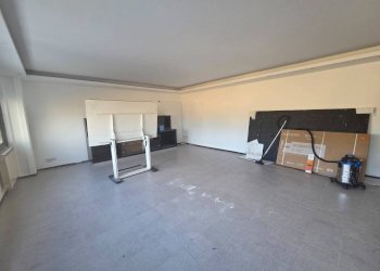 Ufficio - Capannone via Giovanni Amendola, Signa - foto 27