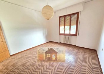 Stanza non arredata - Appartamento via Vincenzo Bellini, Signa - foto 2