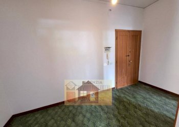 Camera da letto - Appartamento via Vincenzo Bellini, Signa - foto 14