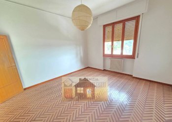 Camera da letto - Appartamento via Vincenzo Bellini, Signa - foto 31