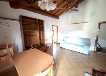 Salone - Bilocale via Giuseppe Giusti, Vinci - foto 4