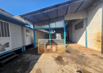 Cortile interno - Capannone via Pistoiese, Campi Bisenzio - foto 18