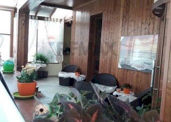 Ricezione / Lobby - Villa Via Strada per Vittoria
 
50, Vittoria - foto 27