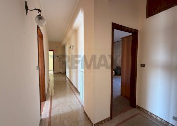 Hall / corridoio - Appartamento via Plebiscito
 
14, Ragusa - foto 24