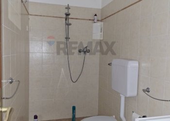 Bagno primo piano - Independent house via Messina
 
10, Comiso - photo 12