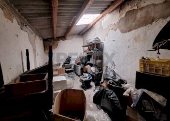 Garage interni - Independent house via Messina
 
10, Comiso - photo 19