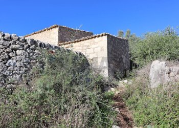 Edificio all\'aperto - Rustico c.da Galerme
 
snc, Ragusa - foto 10