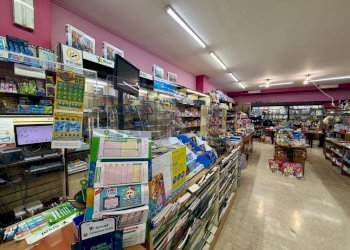 Dispensa di stoccaggio - Attività Commerciale Via Archimede
 
246, Ragusa - foto 8