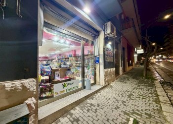 Ricezione / Lobby - Attività Commerciale Via Archimede
 
246, Ragusa - foto 9