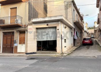 Edificio all\'aperto - Box Via Garibaldi
 
52, Comiso - photo 5