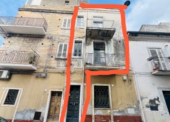 Edificio all\'aperto - Quadrilocale Via G.Leopardi
 
5, Lentini - foto 1